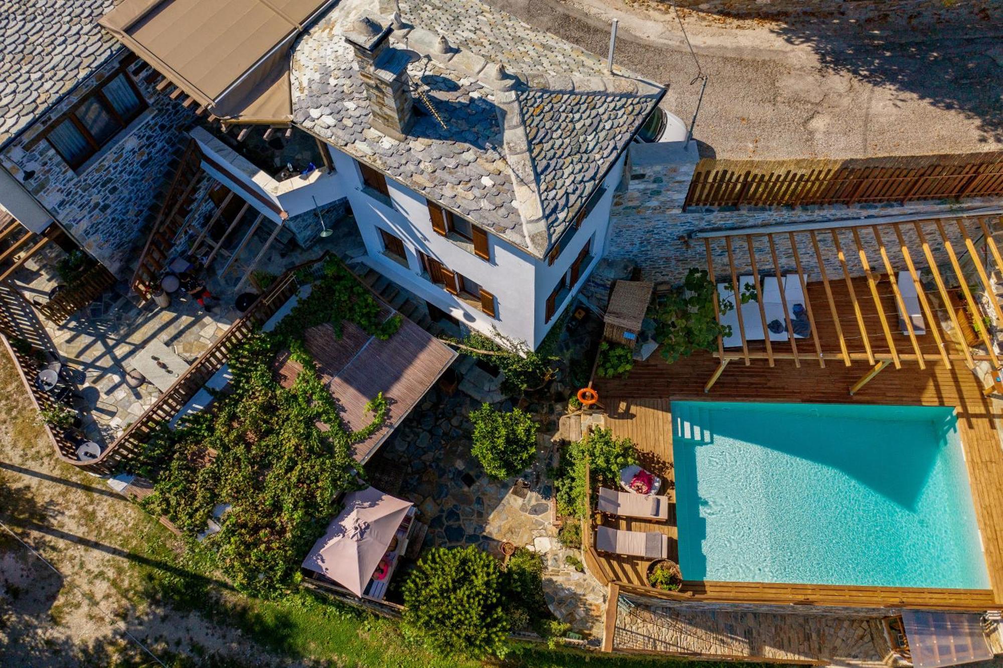 Hotel Adama Mourésion Esterno foto