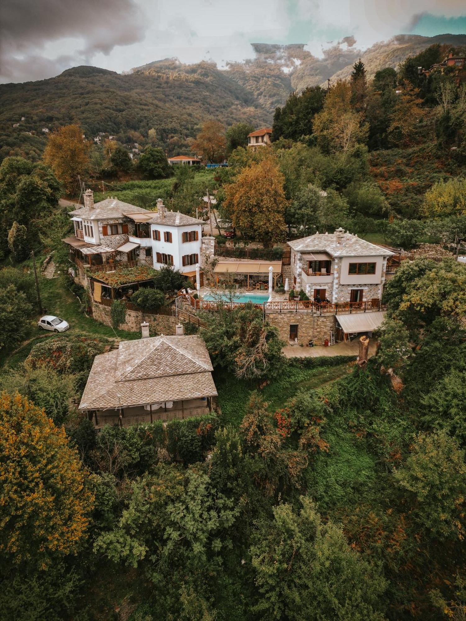 Hotel Adama Mourésion Esterno foto