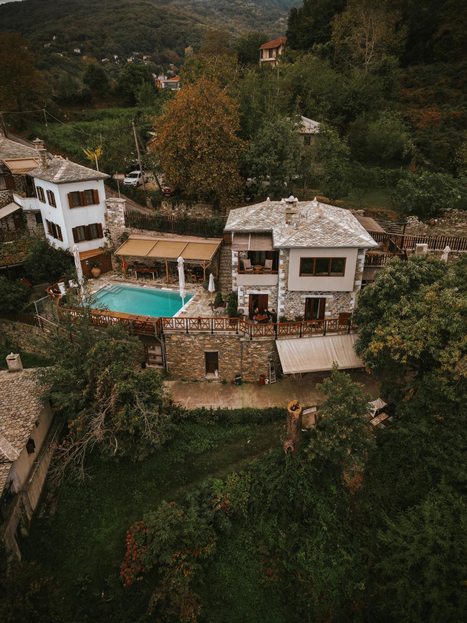 Hotel Adama Mourésion Esterno foto